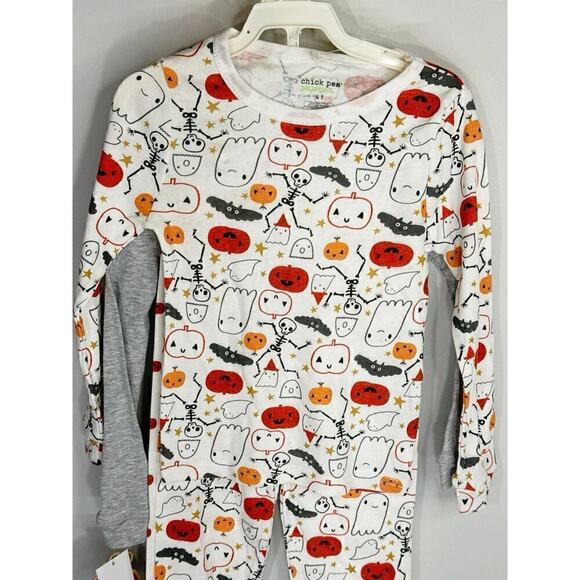Chick Pea 4 Pieces Halloween Pajamas Set 4T NWT - Picture 10 of 14